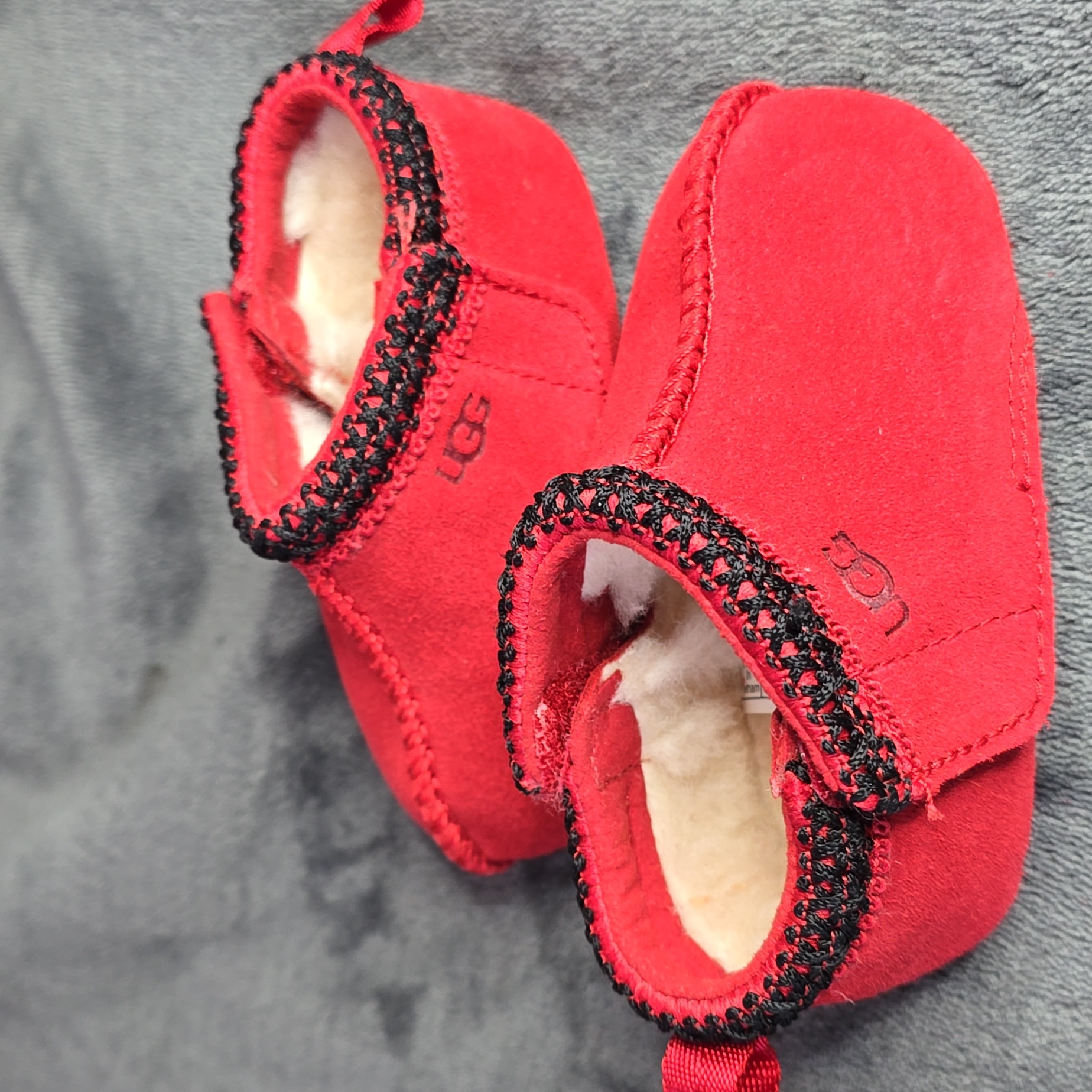 0203 Brand New Baby Red Uggs